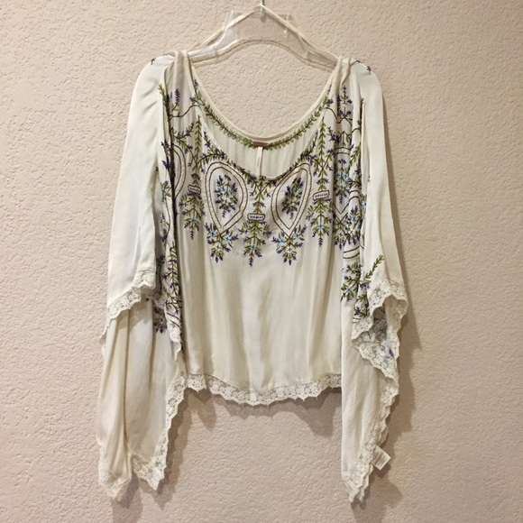 Free People Tops - Free people embroidered lace trim boho top